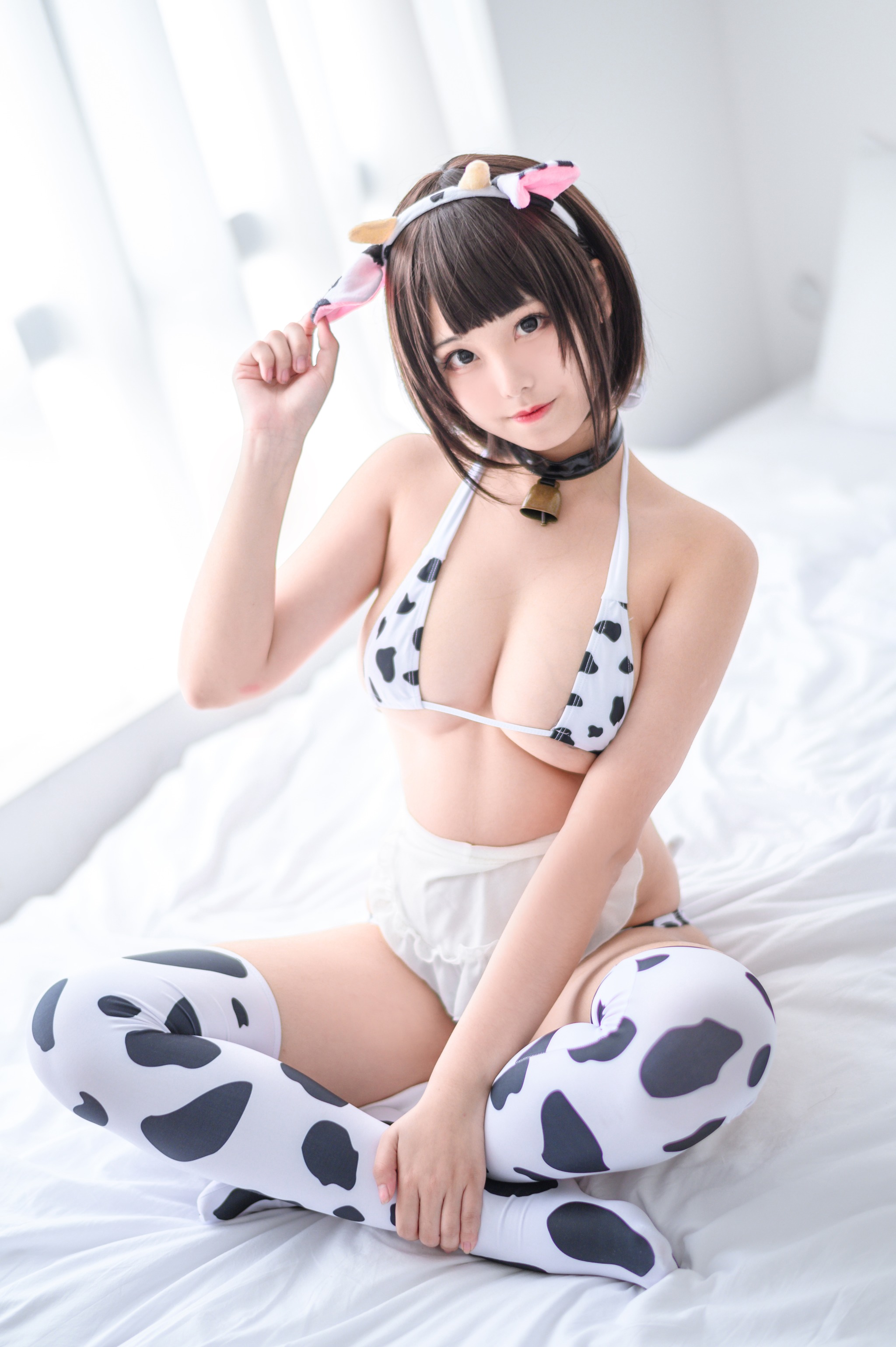 蜜汁猫裘 - NO.024 小奶牛基础 [32P]-XikXak